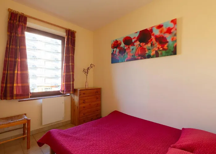 6 Personnes Peyragudes Avec Cheminee Et Barbecue - Fr-1-695-62 *